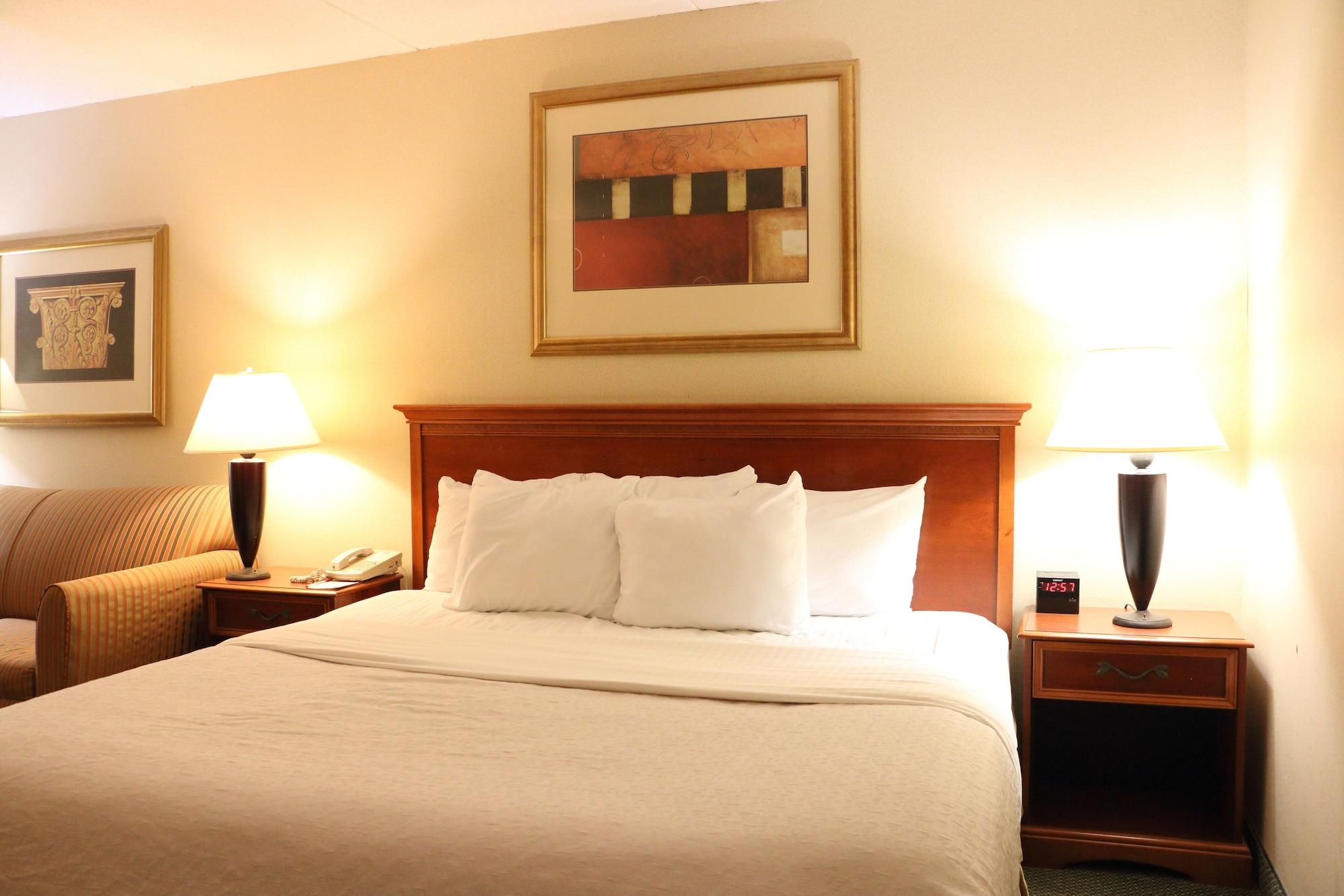 Hotel Ramada By Wyndham Alpena Zewnętrze zdjęcie