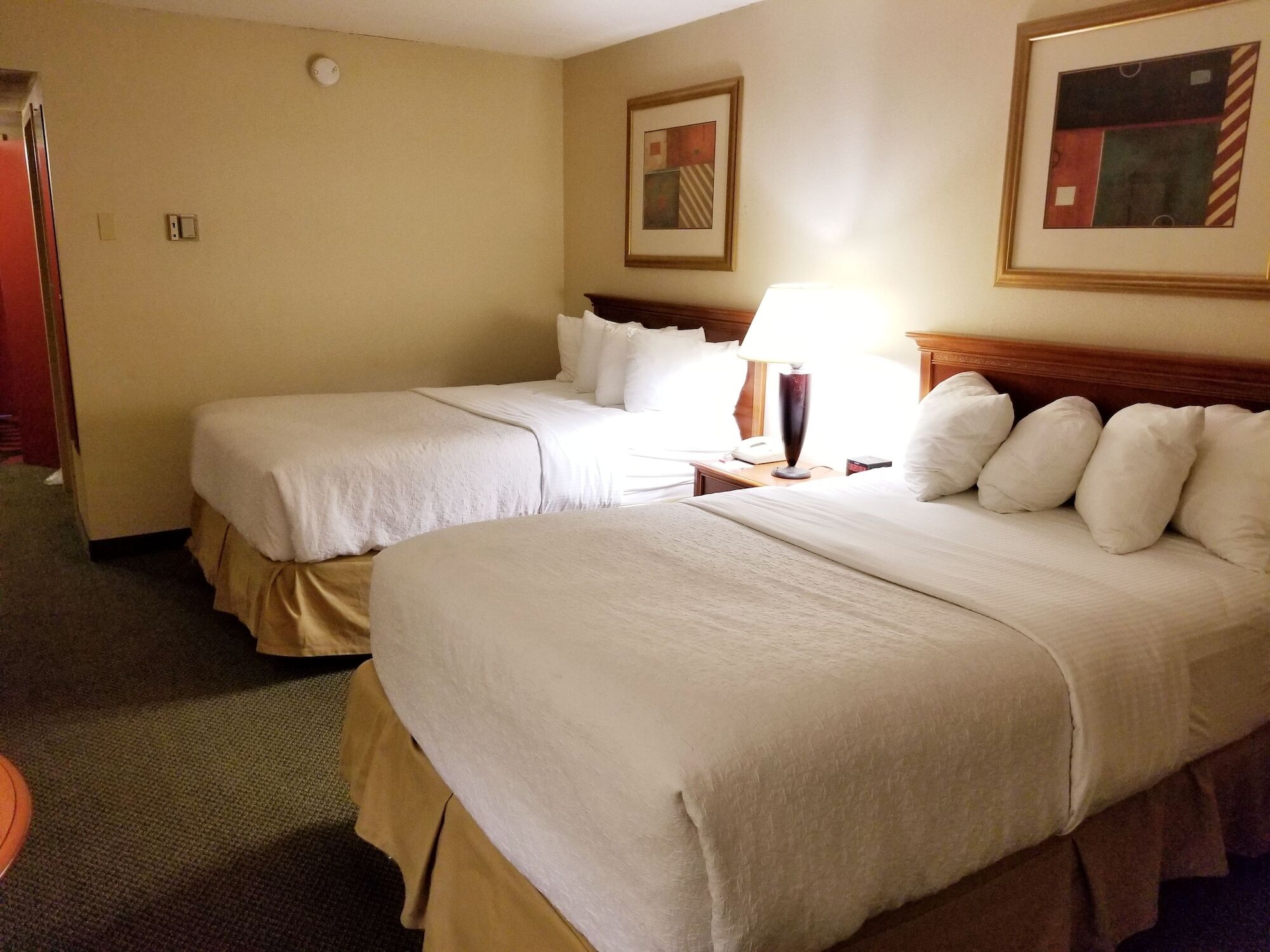 Hotel Ramada By Wyndham Alpena Zewnętrze zdjęcie
